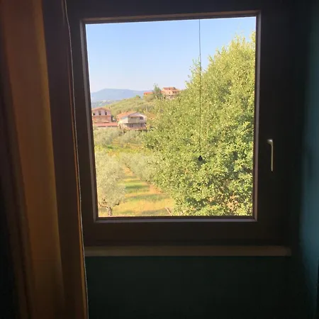 Casale Ugo E Letizia Nyaraló *