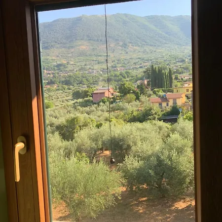 Casale Ugo E Letizia Nyaraló Serrone