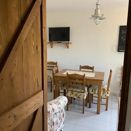 Nyaraló Casale Ugo E Letizia Serrone